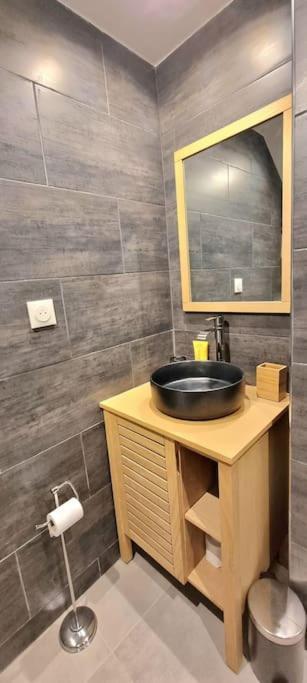 Le Duplex Catherine - Metro - Gare - Wifi ตูลูส ภายนอก รูปภาพ